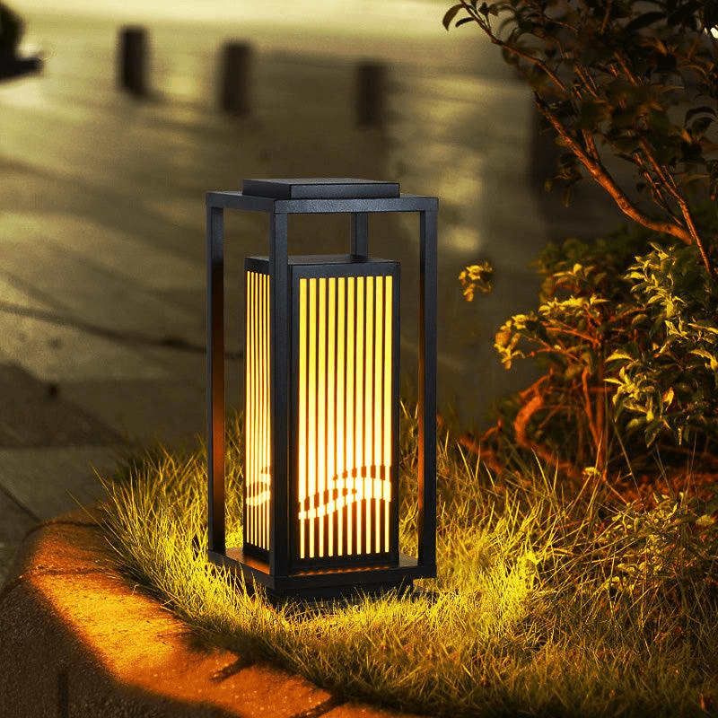 Solar LED Outdoor Post Light, Waterproof Garden Lamp