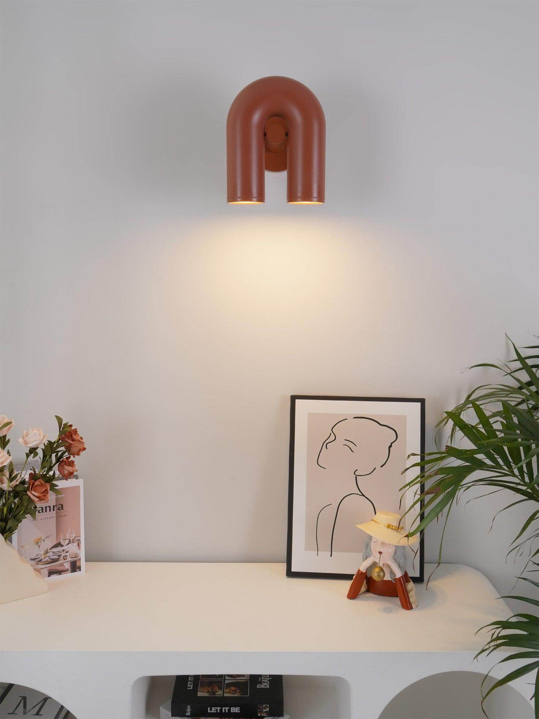 Adjustable U-Shaped Wall Lamp