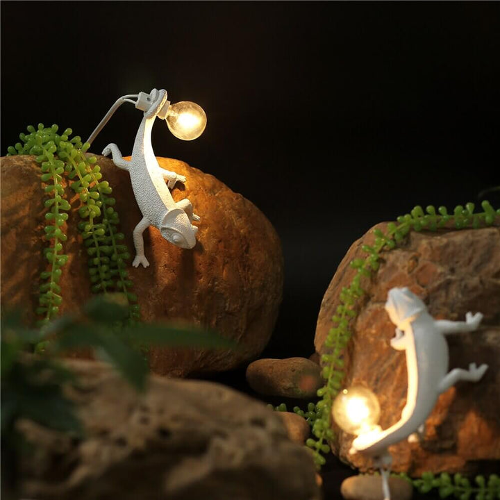 Resin Lizard Table Lamp, Unique Animal Decor