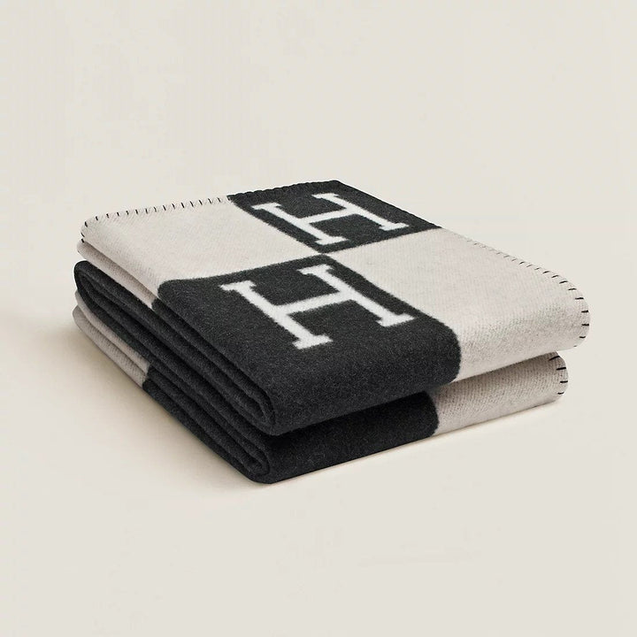 Gold luxury blanket, made from cashmere & wool for ultimate comfort & home decor.