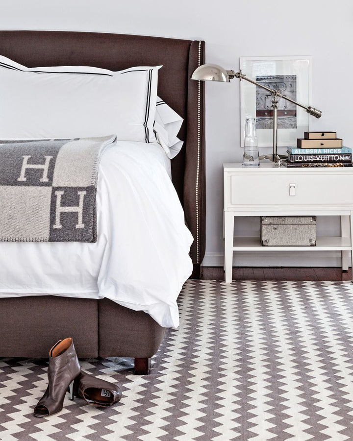 Premium gold wool-cashmere throw blanket, ideal for stylish home comfort and warmth.