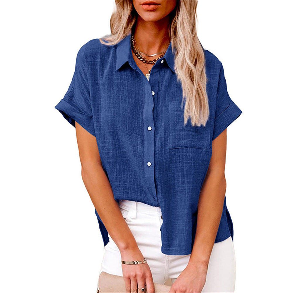 Comfortable lightweight women's shirt with a front pocket, ideal for casual everyday wear.