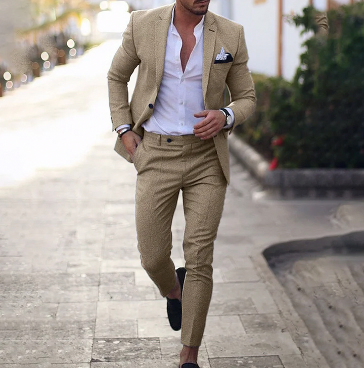 Tailored Lucas men's business suit set; versatile blazer & matching trousers for formalwear & events.