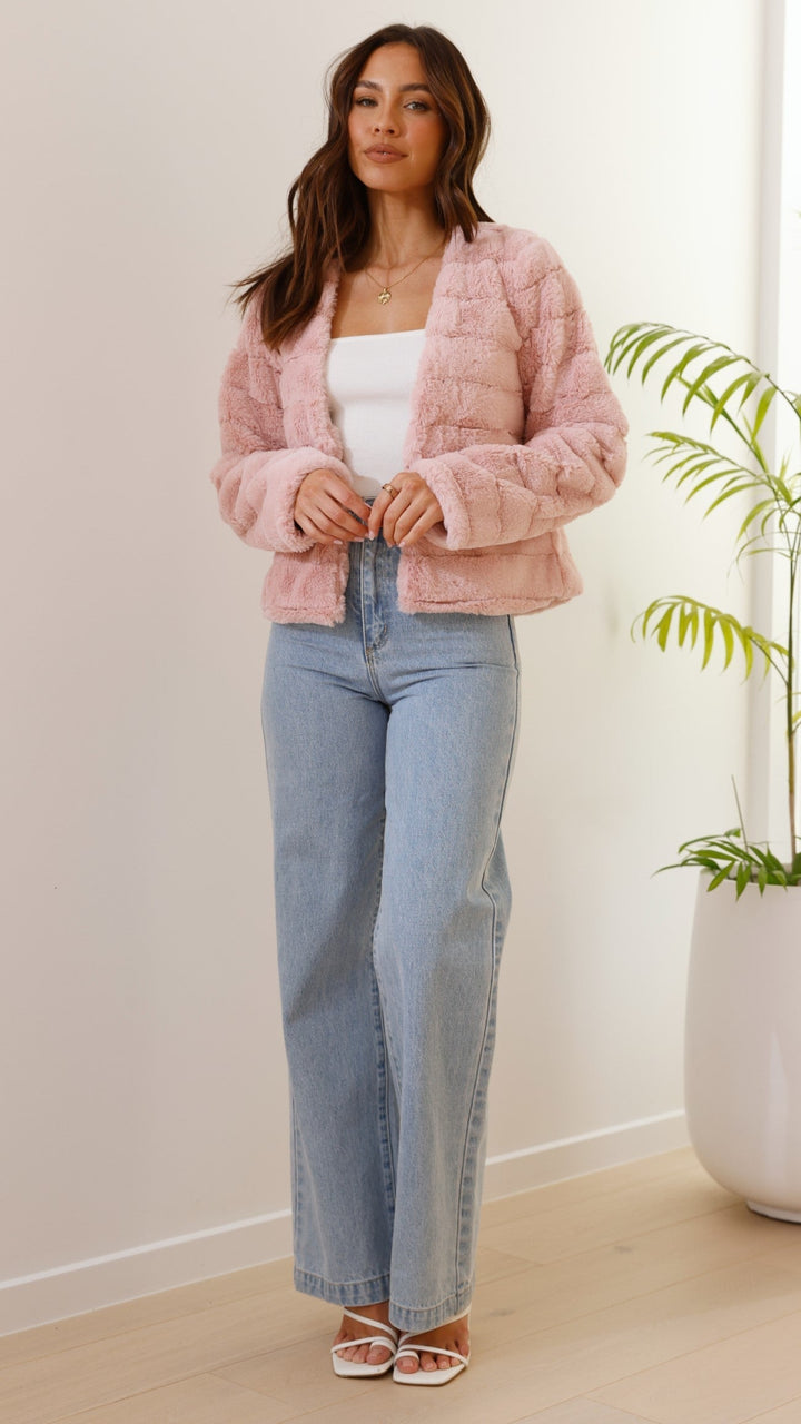 Women's soft veloura cropped jacket, for an effortlessly stylish and cozy look.