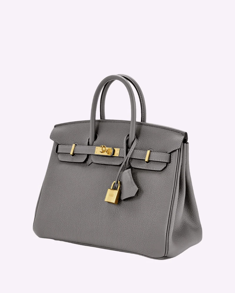 Luxurious genuine leather tote handbag for women, perfect for work & travel. Spacious & elegant.