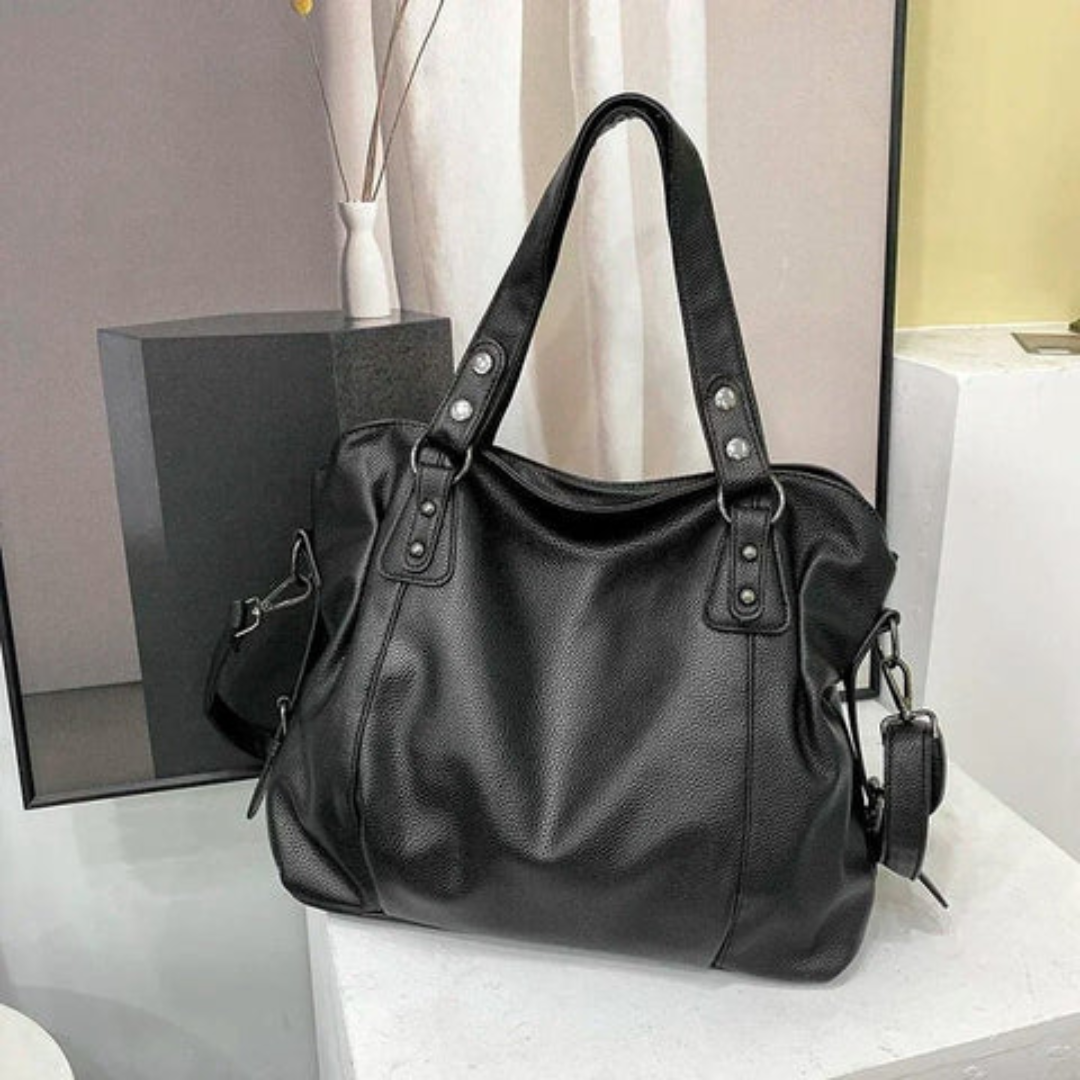 Stylish women's brown leather shoulder bag, a versatile fashion accessory for work, daily use, or special occasions.