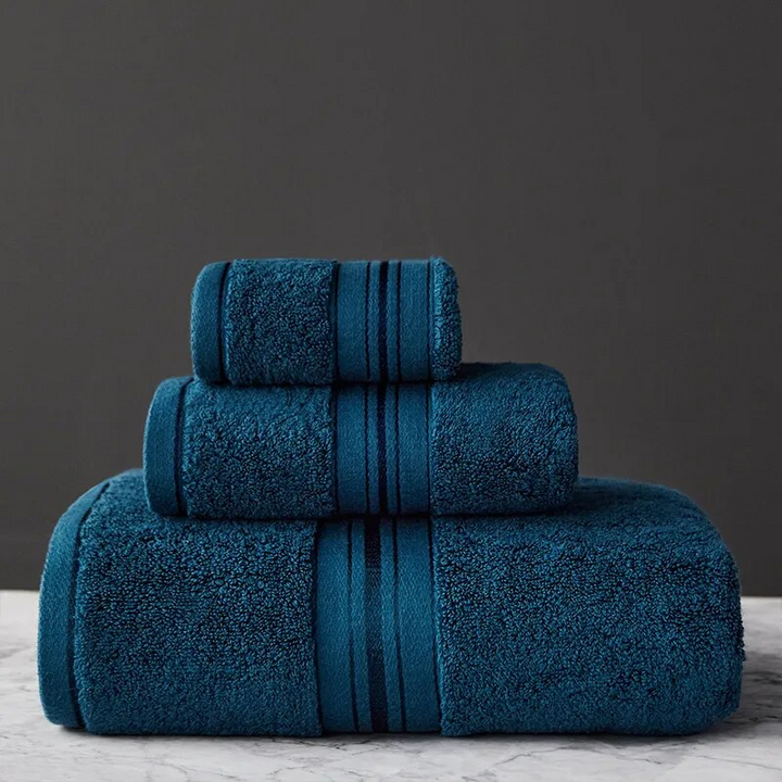 Full luxury Egyptian cotton towel set, showcasing premium quality, softness, and quick-dry features.