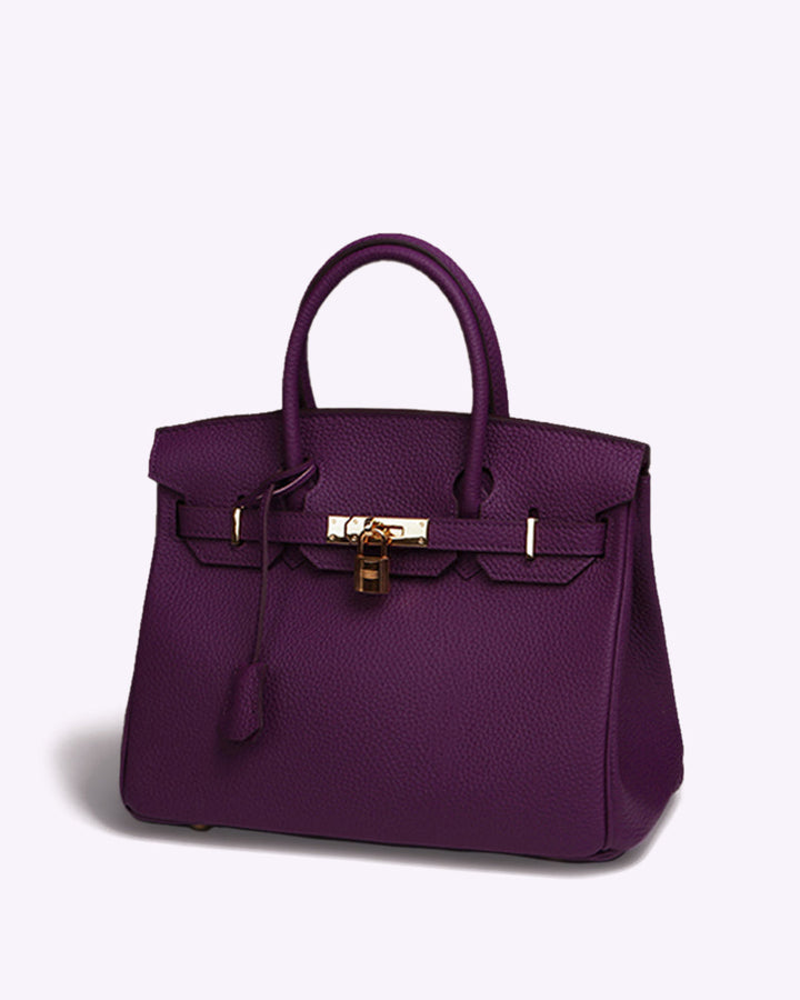 Chic everyday women's leather shoulder bag, durable and fashionable.