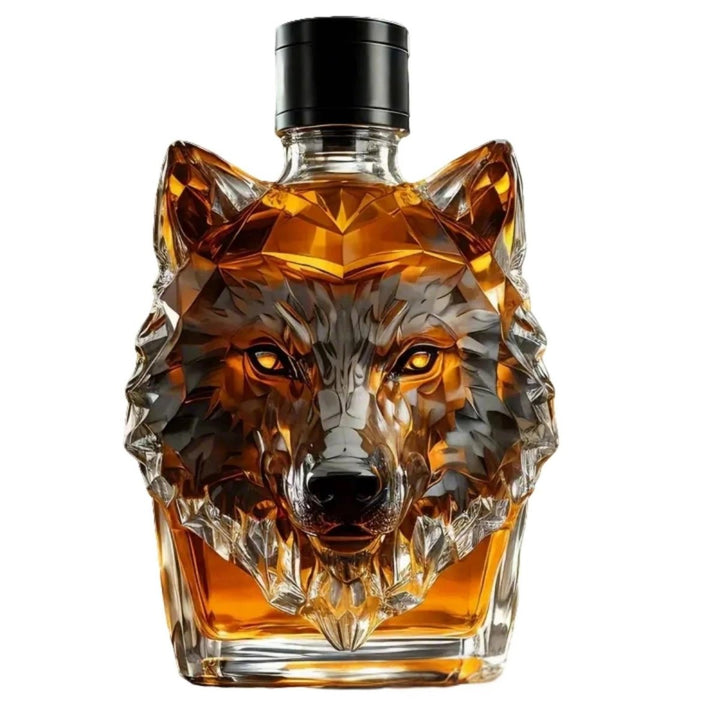 Elegant wolf head whiskey decanter. Premium barware & drinkware with unique wolf design for spirits and bourbon.