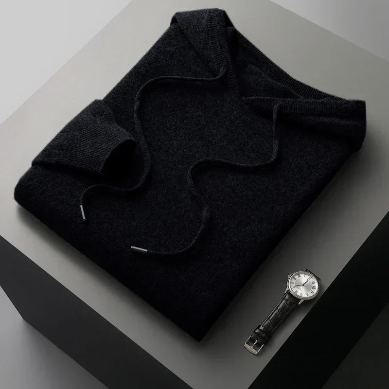 Men's casual apparel: versatile pullover hoodie, perfect for comfort & daily fashion.