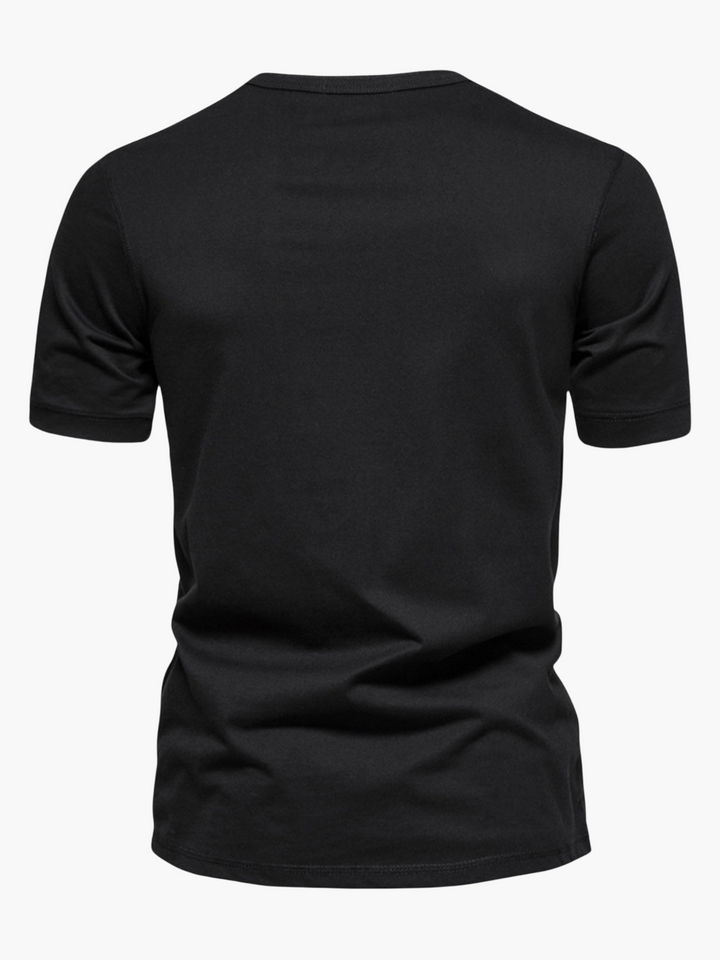 Men's casual short sleeve shirt, button-up front, versatile for warm weather fashion.