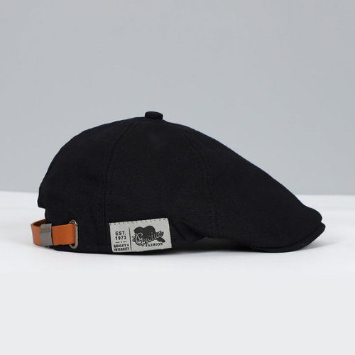 Timeless men's adjustable beret, a fashion-forward headwear accessory for a chic look.
