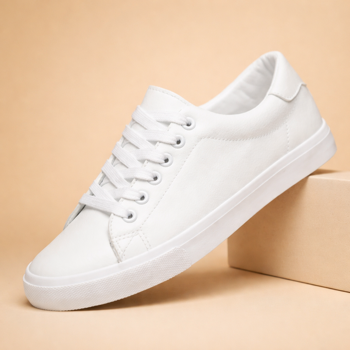 Comfortable men's everyday sneakers, low-top design for versatile casual and smart-casual outfits.