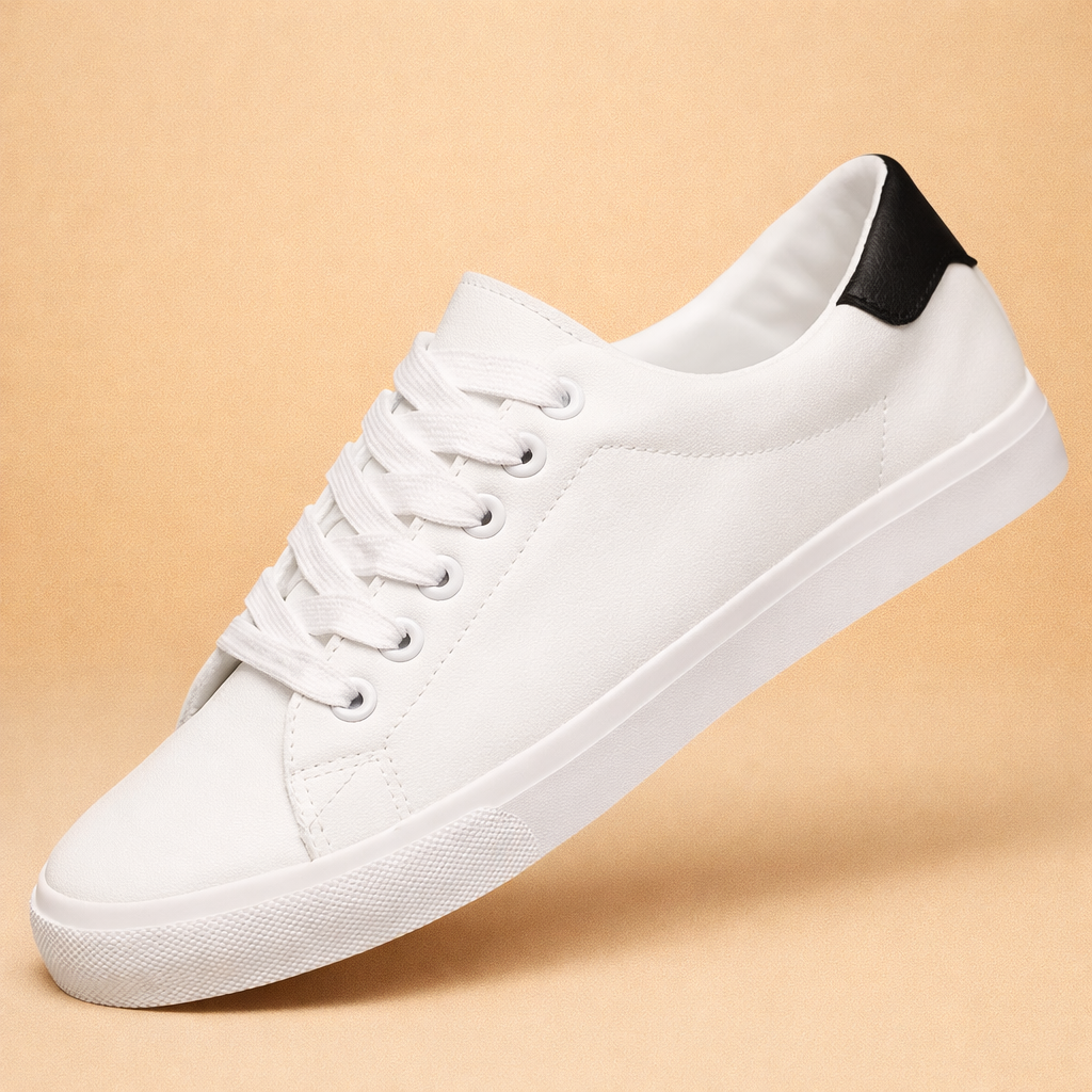 Stylish men's low-top casual shoes, classic design offering lightweight comfort & versatile fashion.