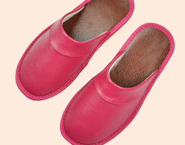 Comfortable men's classic slip-on loafers, perfect as house shoes for relaxed indoor & outdoor use.