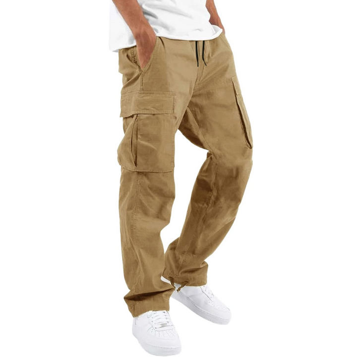 Versatile men's streetwear cargo pants, combining style and utility for modern everyday wear.