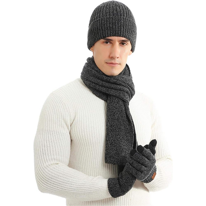 Practical men's winter set: beanie, scarf & responsive touchscreen gloves.