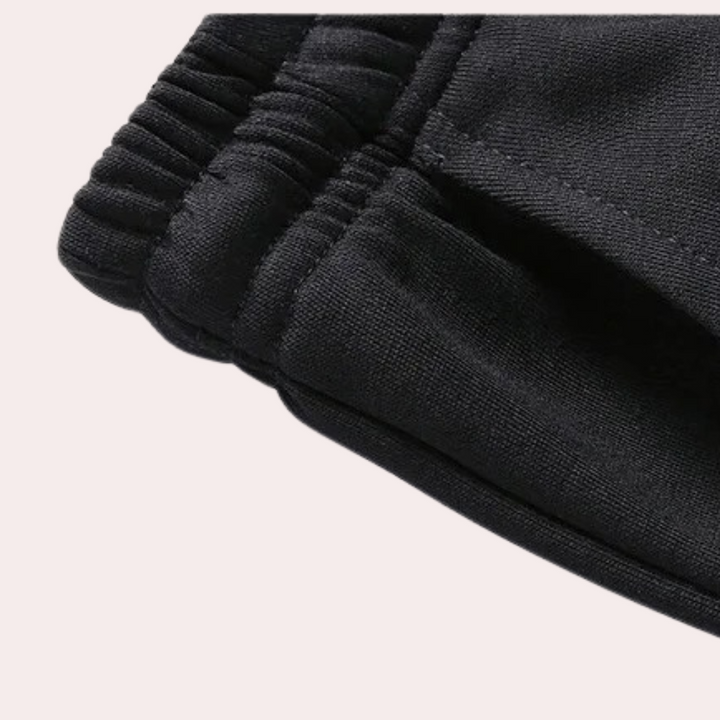 Relaxed Fit Men's Activewear Set. Owen tracksuit designed for maximum comfort and style during sports or downtime.