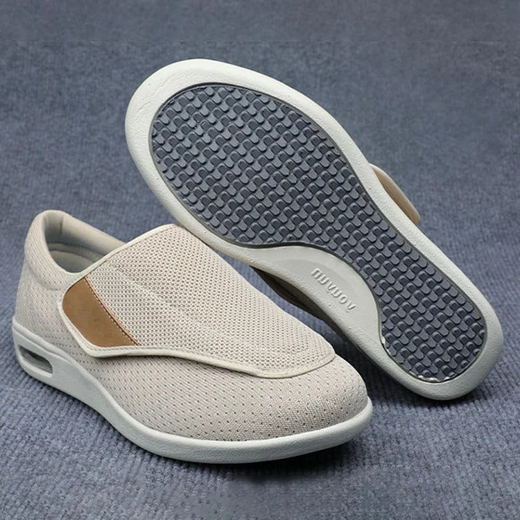 Senior men's wide fit comfort shoes with adjustable closure, perfect for diabetic or sensitive feet.
