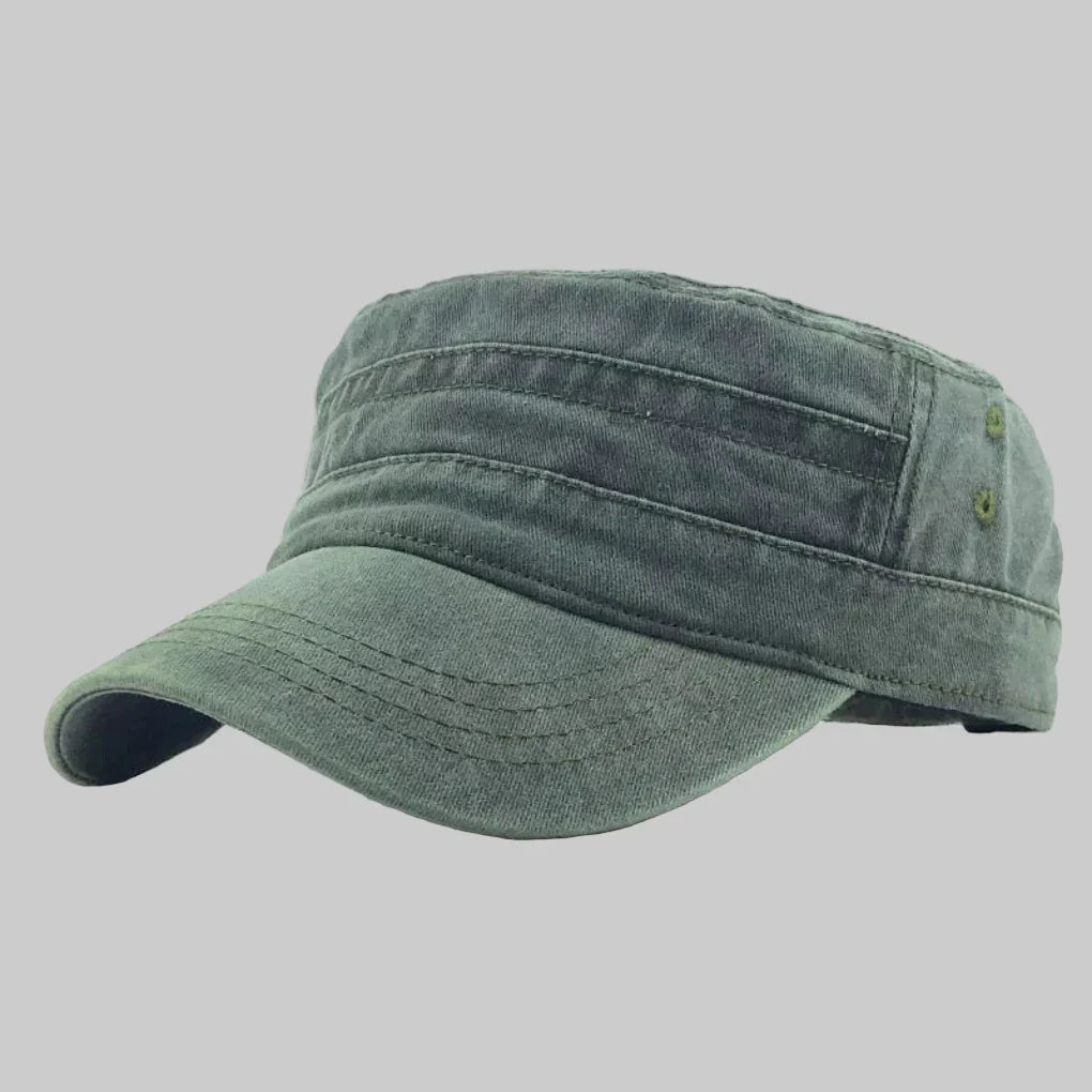 Men's retro army beanie in classic military style, ideal for casual wear & winter accessory.