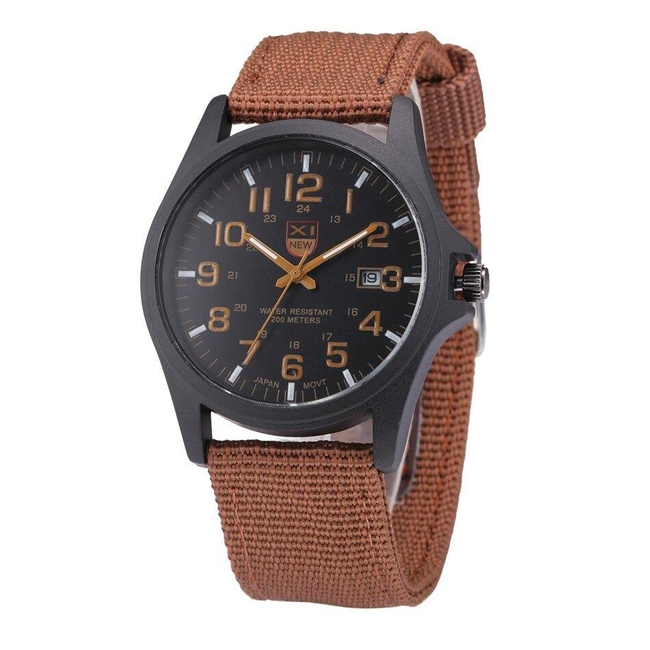 Men's durable military watch, water-resistant, with a luminous illuminated dial ideal for tactical use and night vision.