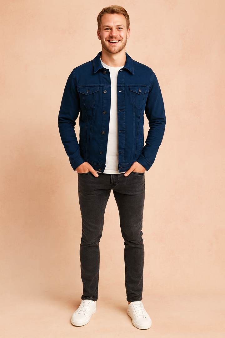 Fitted men's urban casual button-up jacket, modern outerwear for versatile everyday style and fashion.