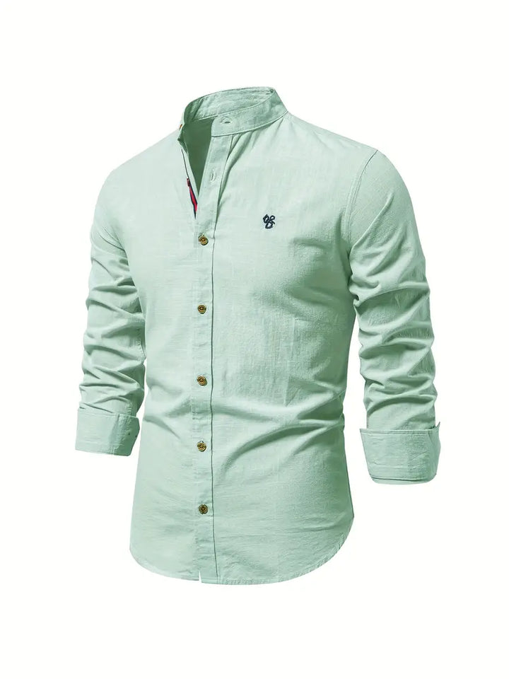 Stylish men's long-sleeve collared shirt. A must-have versatile button-up for spring fashion.