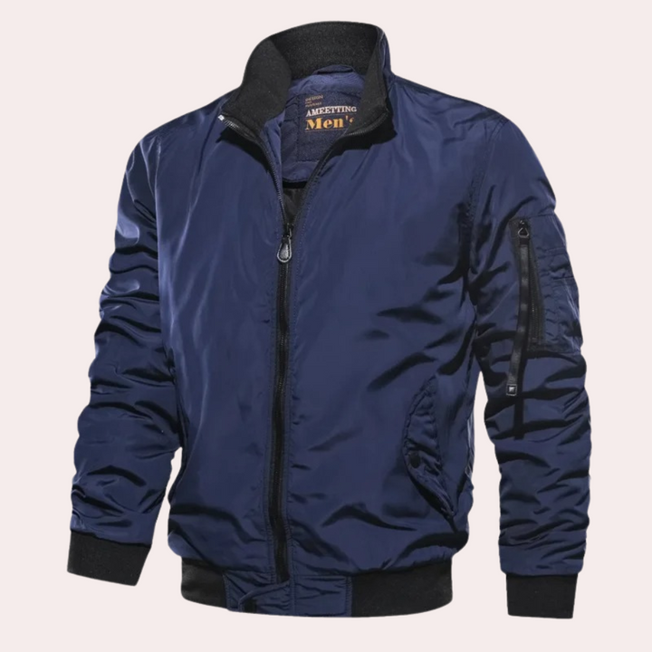 Stylish men's bomber jacket, wind-resistant design, ideal for urban fashion and versatile spring/fall wear.