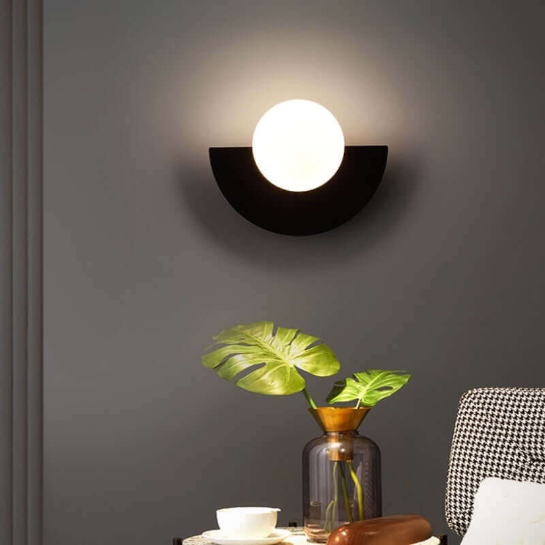 Elegant LED half moon wall lamp in metal, ideal for decorative home lighting & wall decor.
