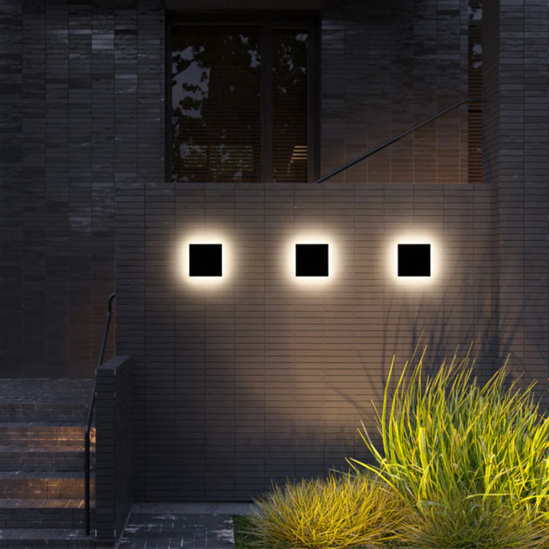 Zenith LED wall lamp, minimalist style for modern outdoor lighting.