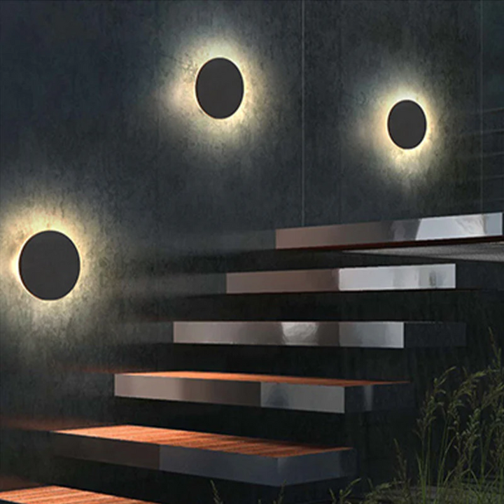 Contemporary Zenith LED wall lamp for outdoor use, weather resistant & stylish.
