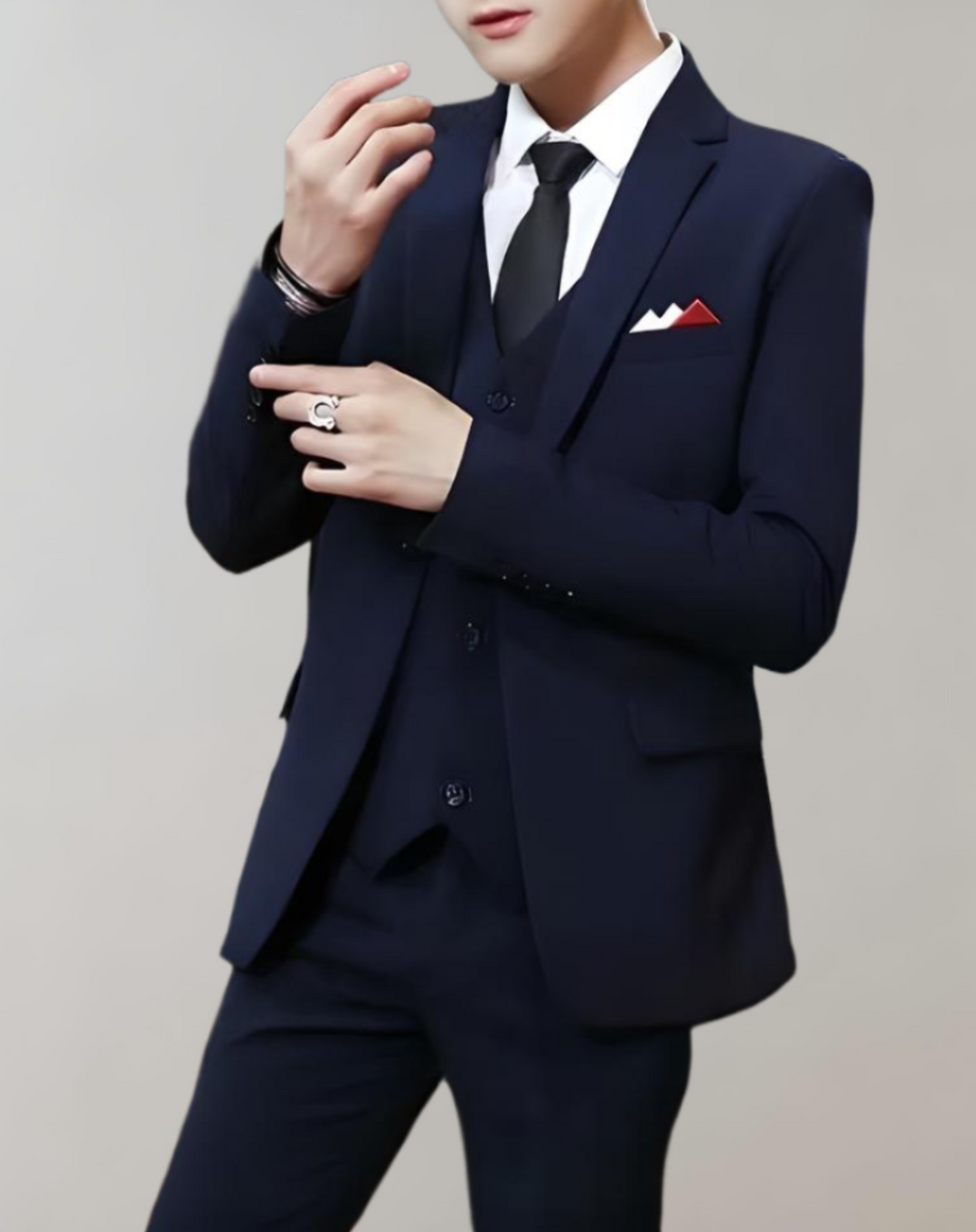 Stylish Tobias 3-piece suit for men, perfect for weddings, business & formal occasions. Elegant men's attire.