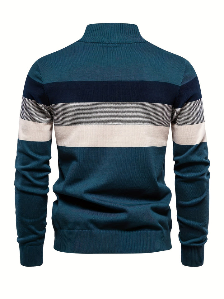 Casual men's Wyatt half-zip knitted sweater. Soft cotton pullover for modern autumn-winter comfort & style.