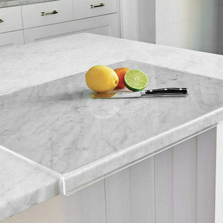 Non-slip acrylic chopping board for secure kitchen food prep. Durable, hygienic cutting surface.