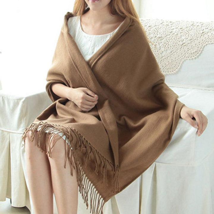 Soft cashmere scarf for women, a stylish winter wrap.