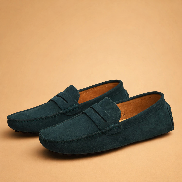 Versatile men's casual slip-on loafers, perfect for driving or relaxed Italian style outings.