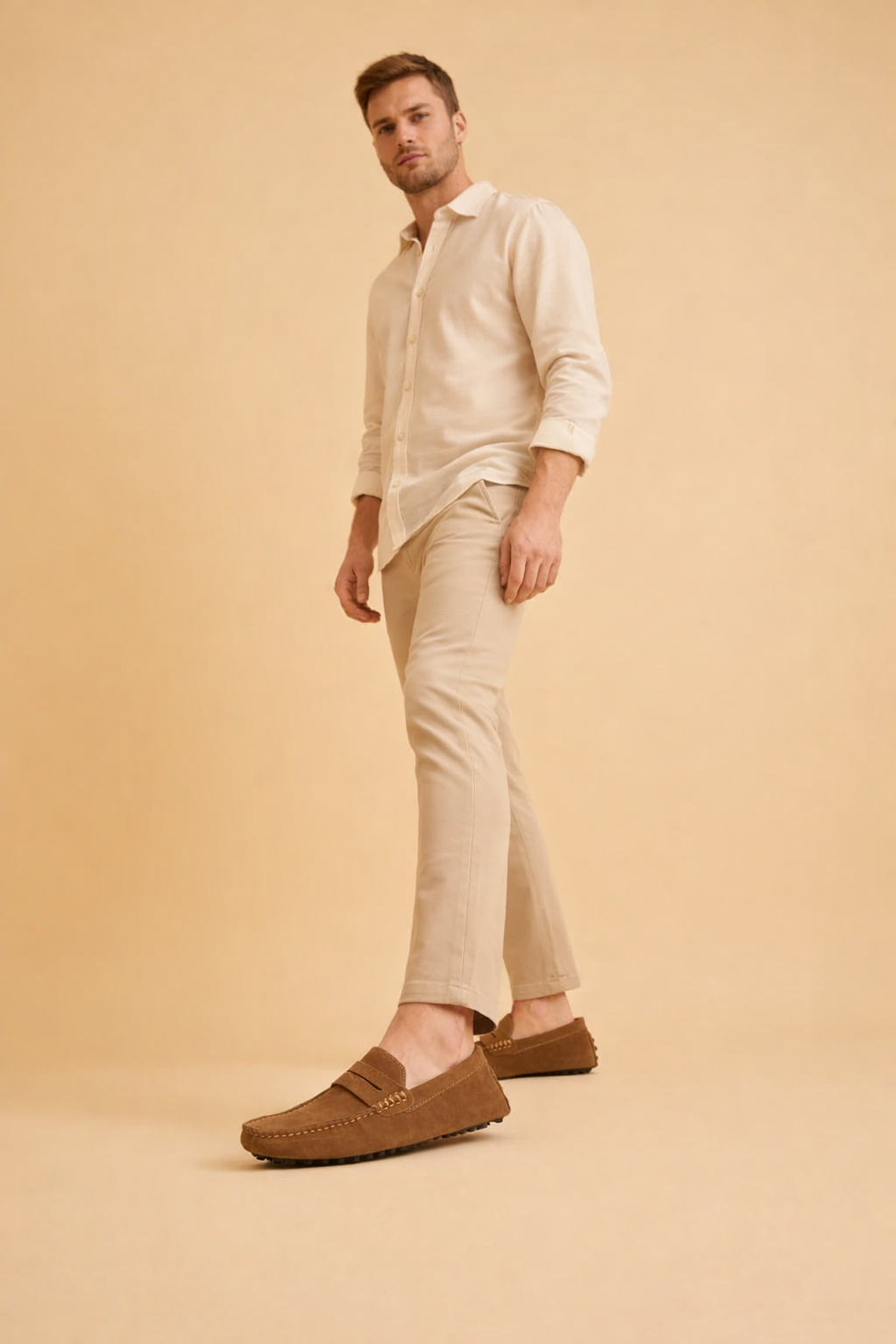 Modern men's casual footwear: stylish Italian driving loafers for unparalleled comfort and fashion.