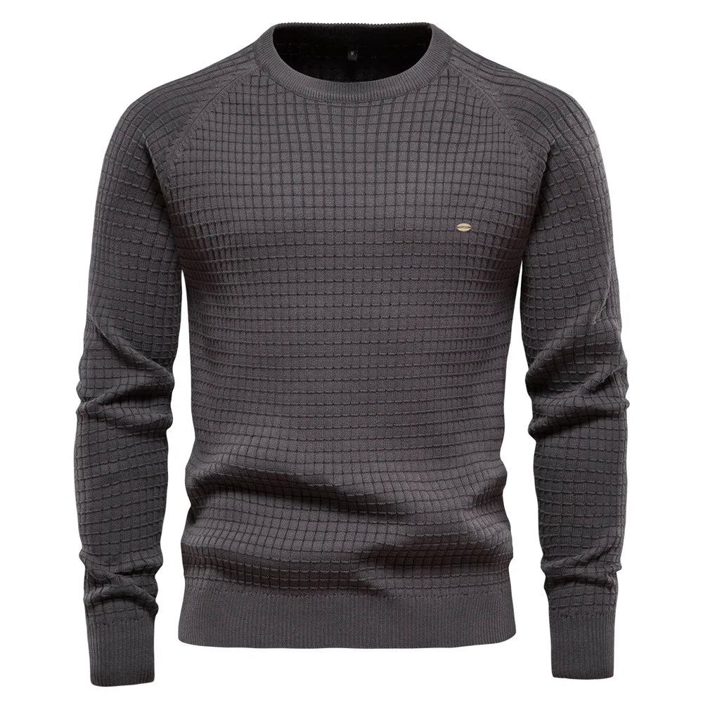 Men's everyday comfort jumper, a stylish pullover enhancing smart-casual fashion.