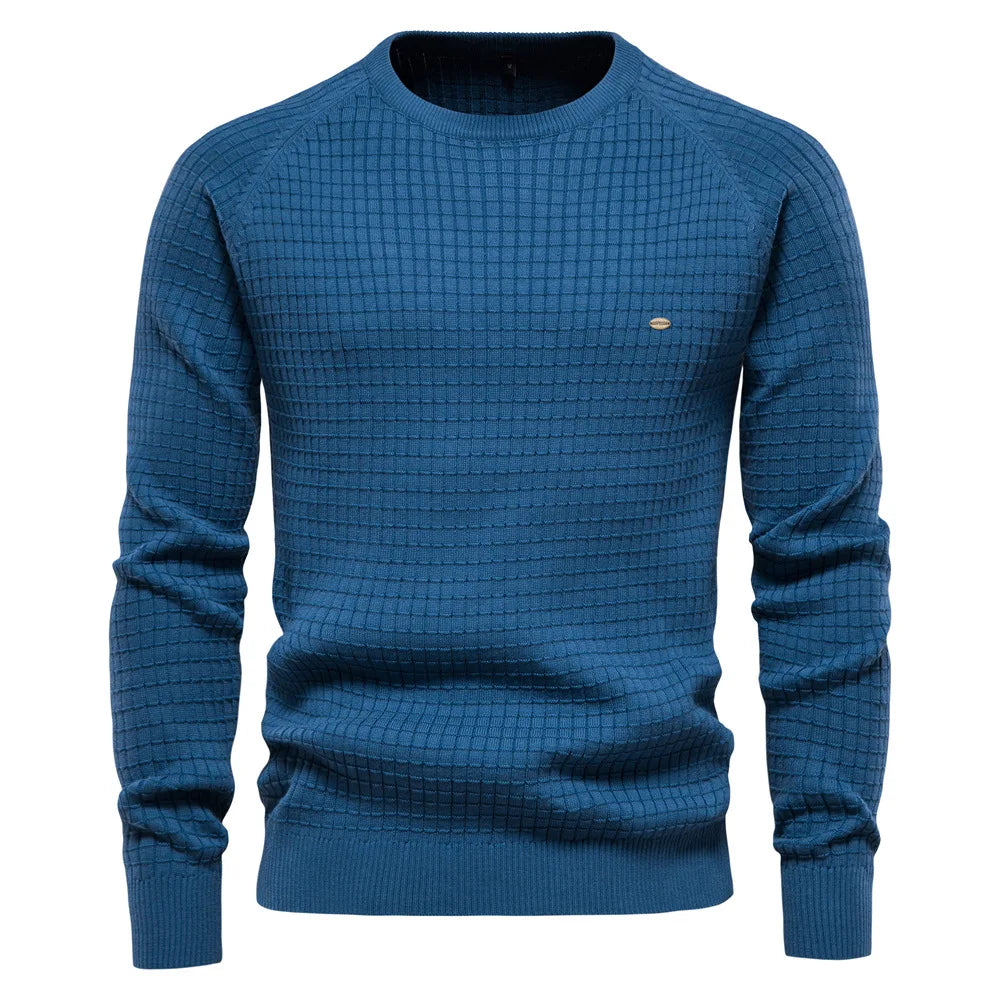 Elegant men's jumper, combining everyday comfort with a sophisticated smart-casual design.