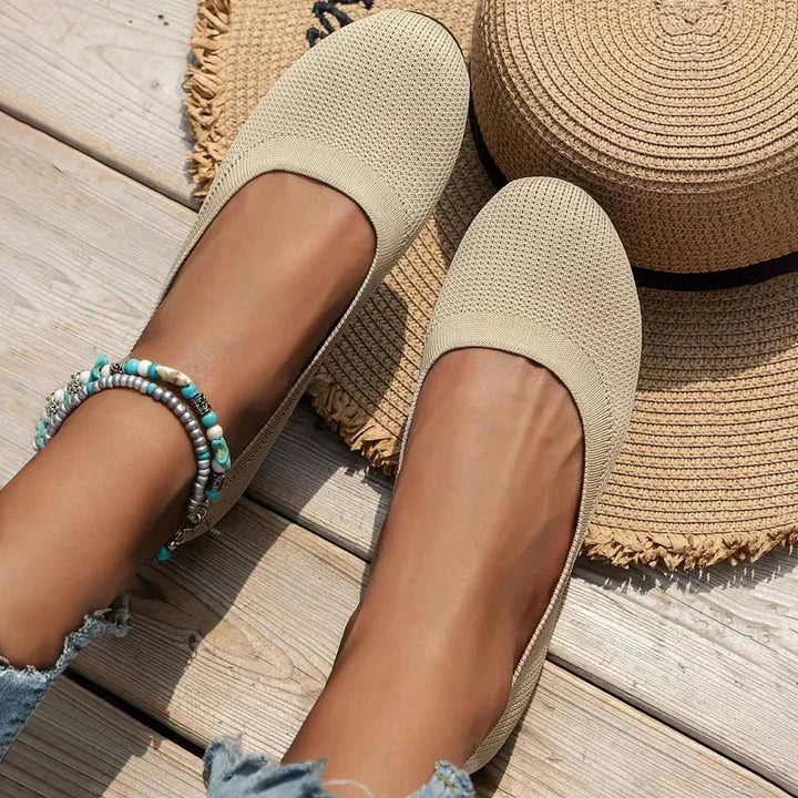Elegant anti-slip women's ballerina flats, offering lightweight comfort for summer daily wear and fashion.