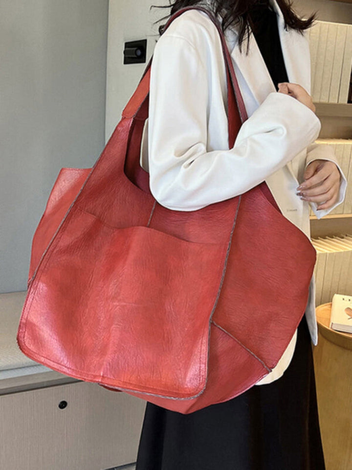 Stylish women's large tote bag, perfect fashion accessory for everyday use.