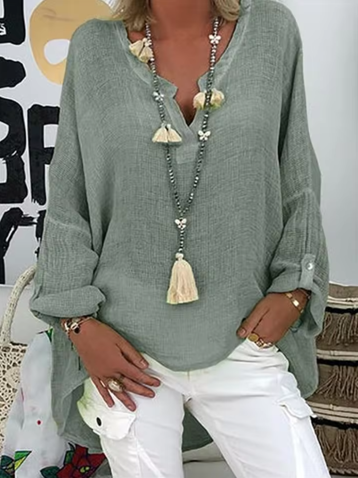 Versatile women's oversized lightweight blouse, offering comfortable, stylish, and elegant fashion.