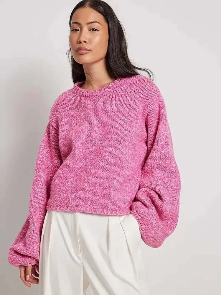 Casual women's long sleeve crop top with open back, great for everyday wear, offering comfort and style.