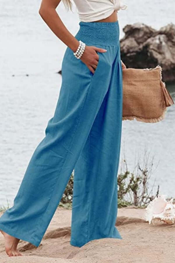 Women's stylish wide leg casual pants, offering ultimate comfort and a modern, relaxed silhouette.