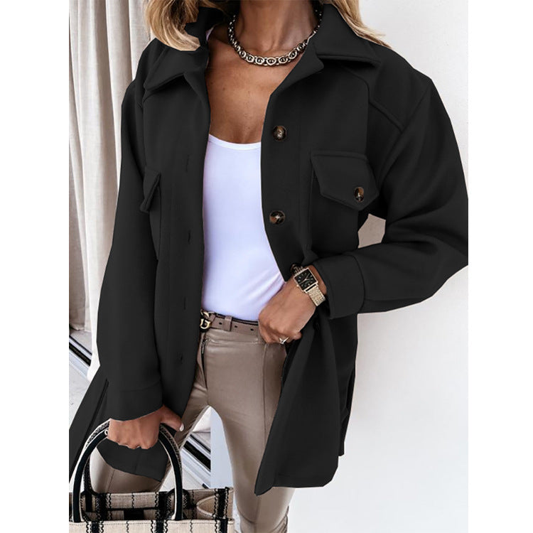 Elara lightweight windbreaker for women. Trendy and weather-resistant, perfect spring/fall outerwear.