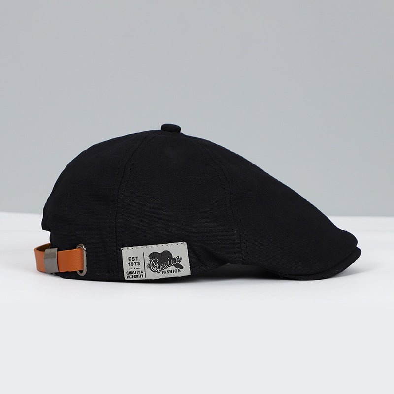 Unisex adjustable cotton beret in classic style, a versatile fashion hat and stylish accessory for any outfit.