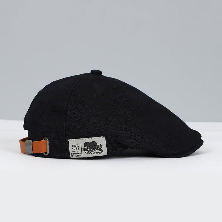 Unisex adjustable cotton beret in classic style, a versatile fashion hat and stylish accessory for any outfit.