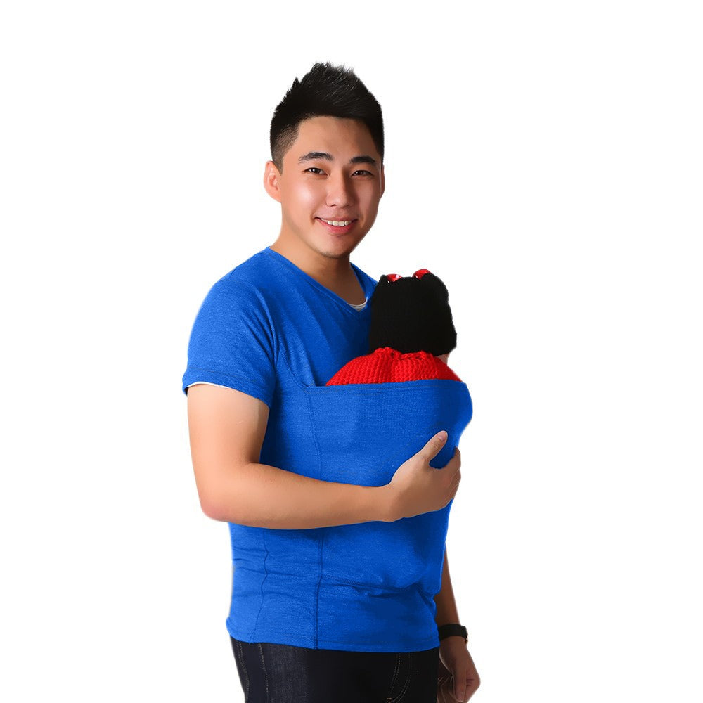 Unisex babywearing shirt for ergonomic support & hands-free convenience. A comfortable parent essential for everyday wear.
