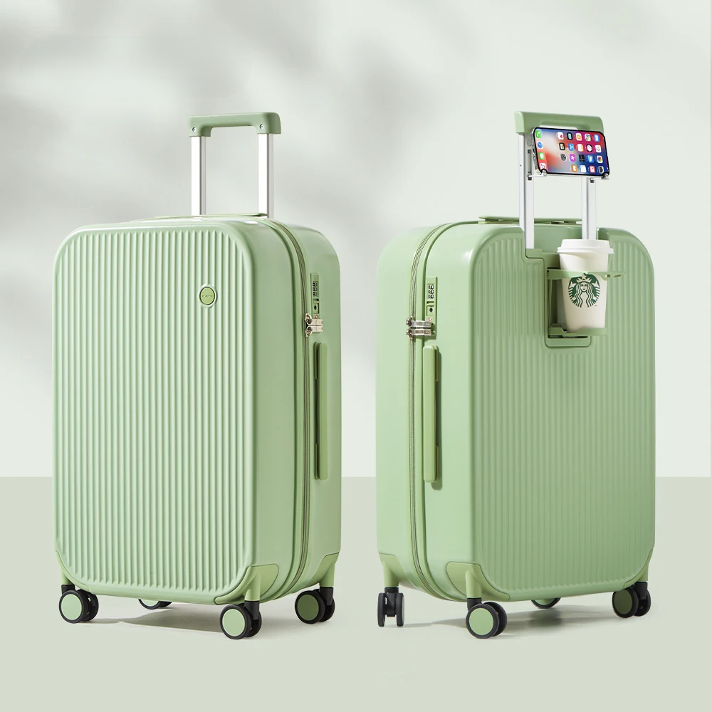 Lyon hard shell travel luggage: durable, easy maneuverability & ample space for organized, stress-free trips.