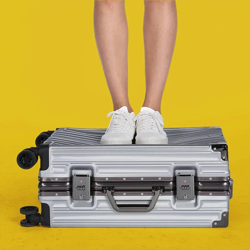 Sleek unisex hardshell luggage with a robust aluminum frame for stylish & secure travel.